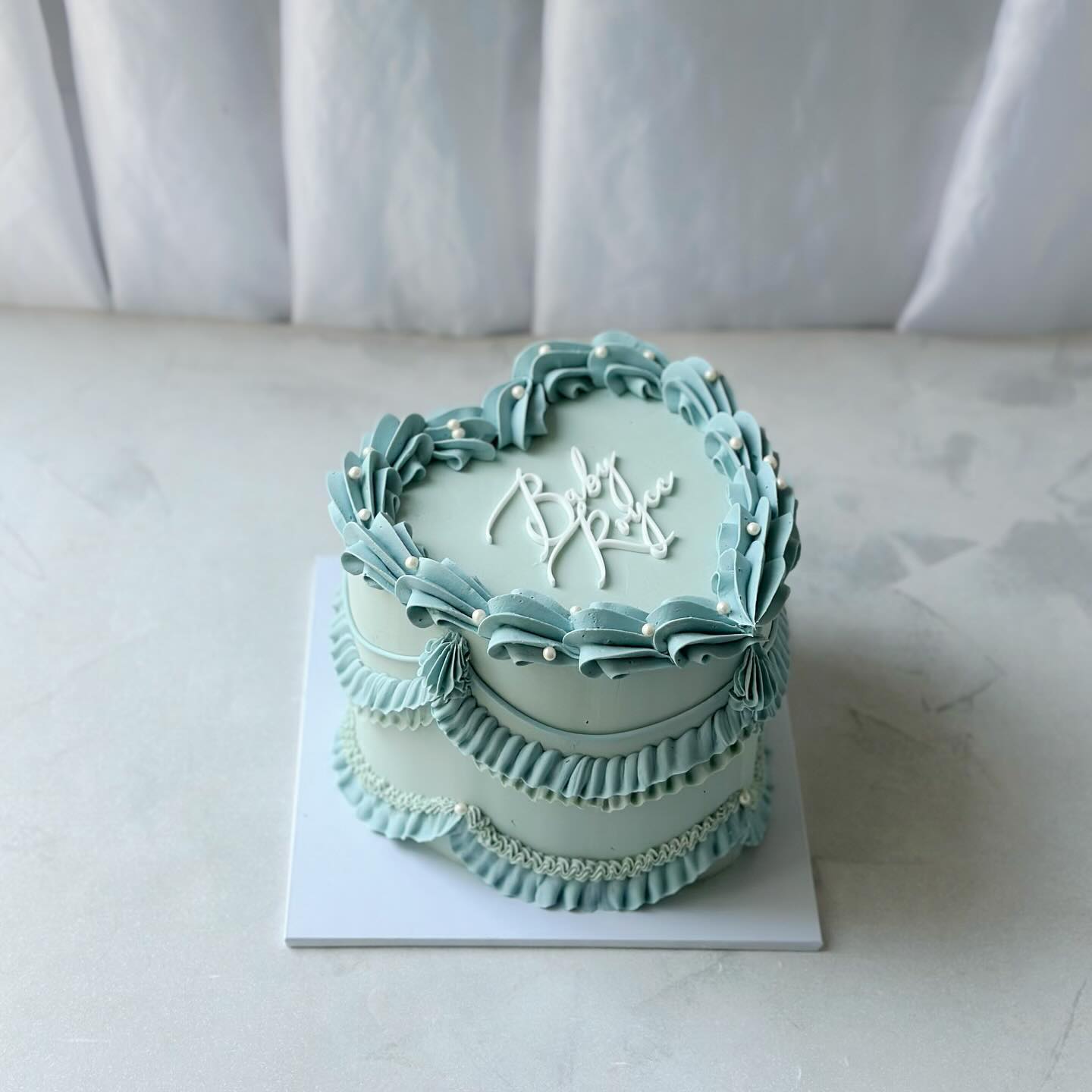 Baby shower cake design 4